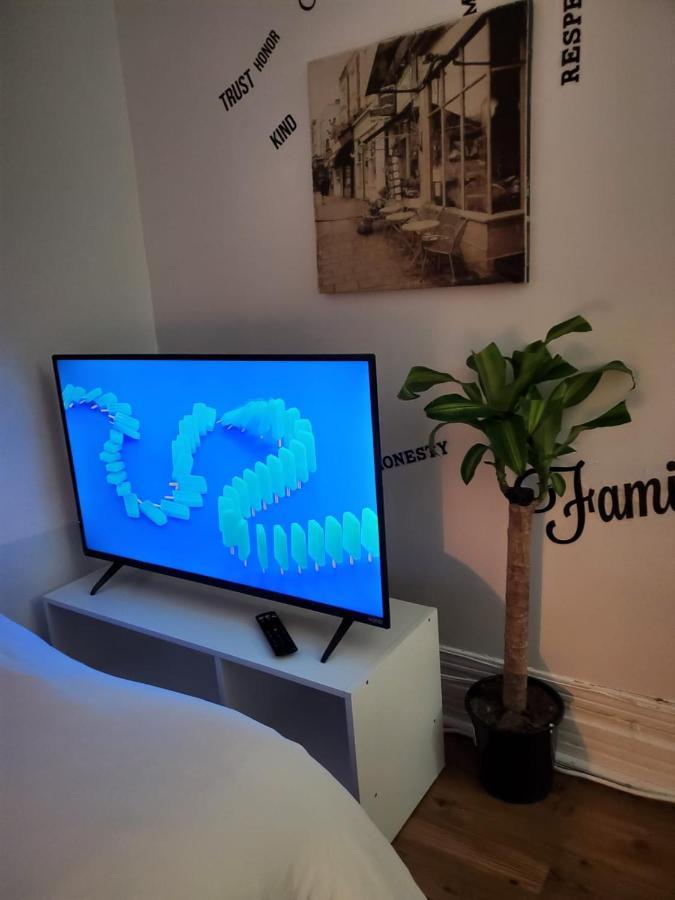 Booking-Eddy- Single Room With Self Check-In Hull Exteriör bild
