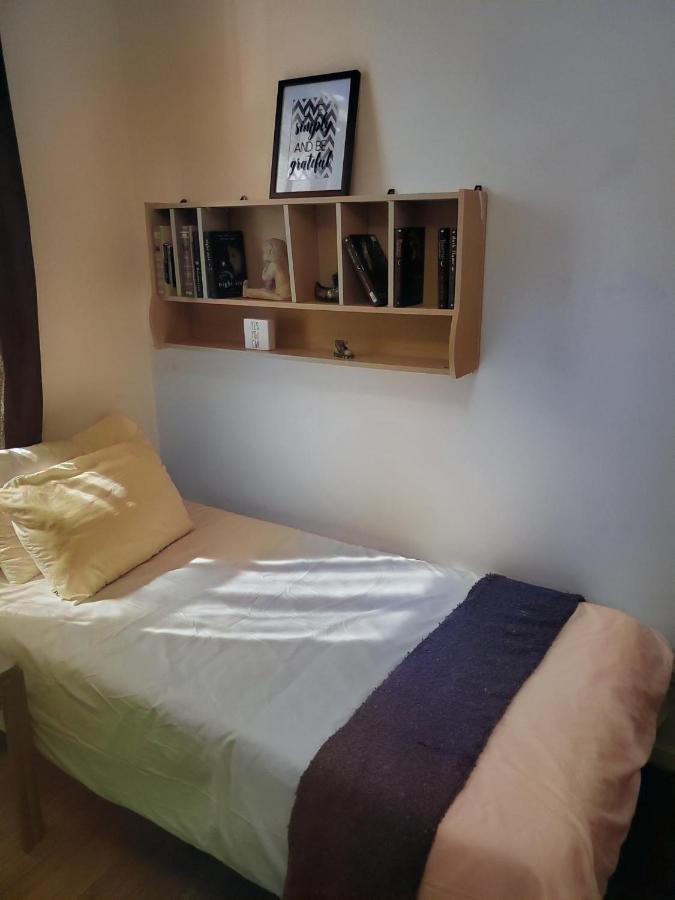 Booking-Eddy- Single Room With Self Check-In Hull Exteriör bild