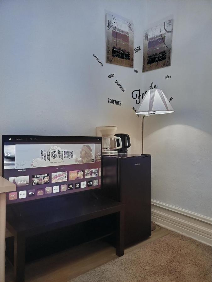 Booking-Eddy- Single Room With Self Check-In Hull Exteriör bild